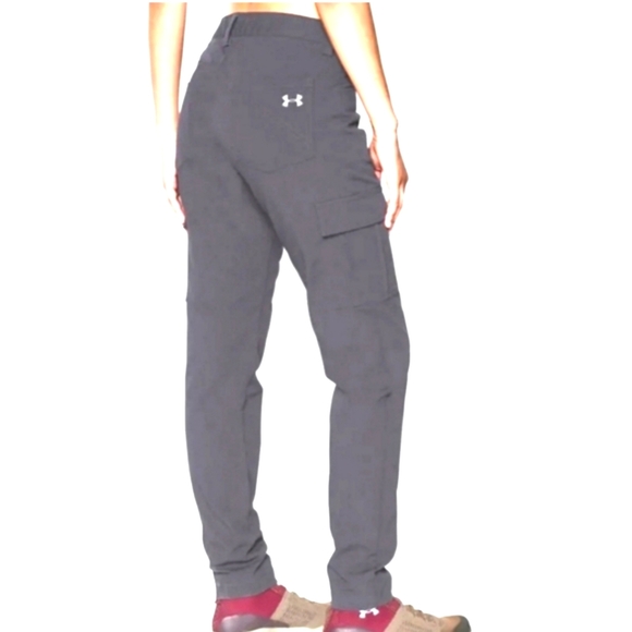 Like New Under Armour Women's Absolute Cargo Pant in stealth Gray Sz 12 - Picture 1 of 15